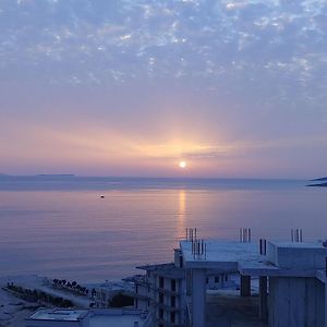 Damian Saranda Hotel
